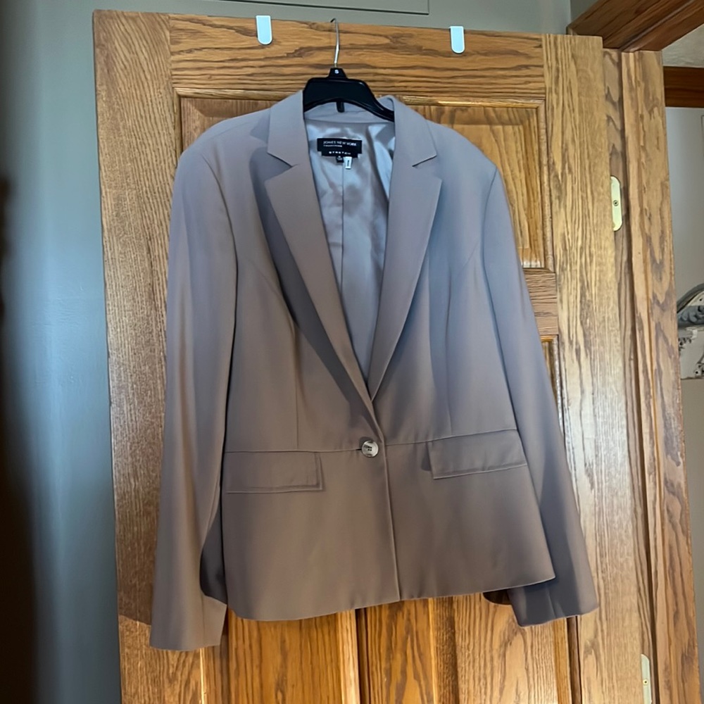 Tan suit 16 jacket and 12 matching pants
